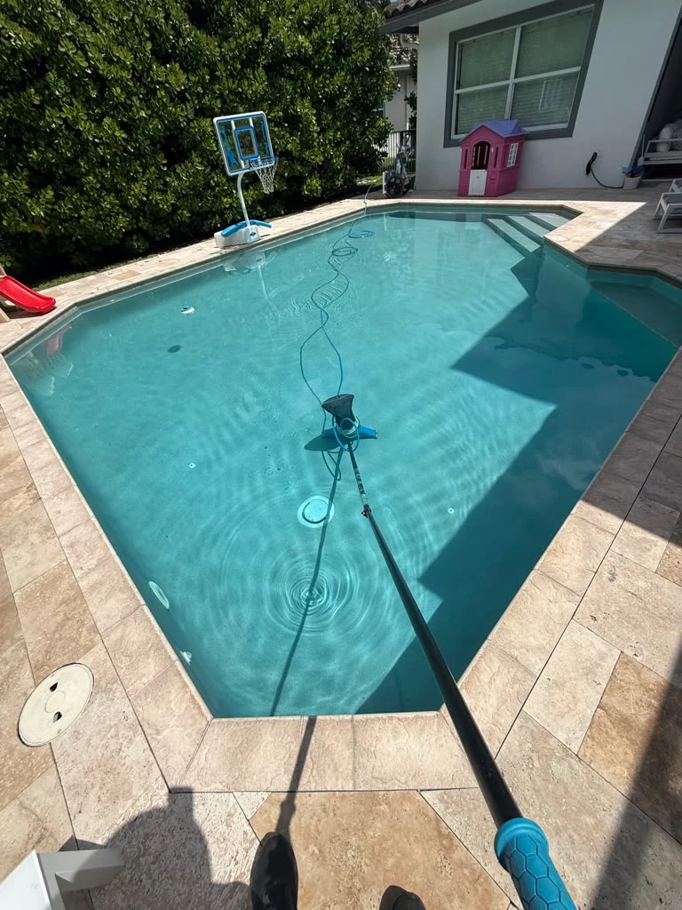 Same pool after cleaning with clear water and no visible leaf debris